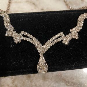 Crystal bridal necklace